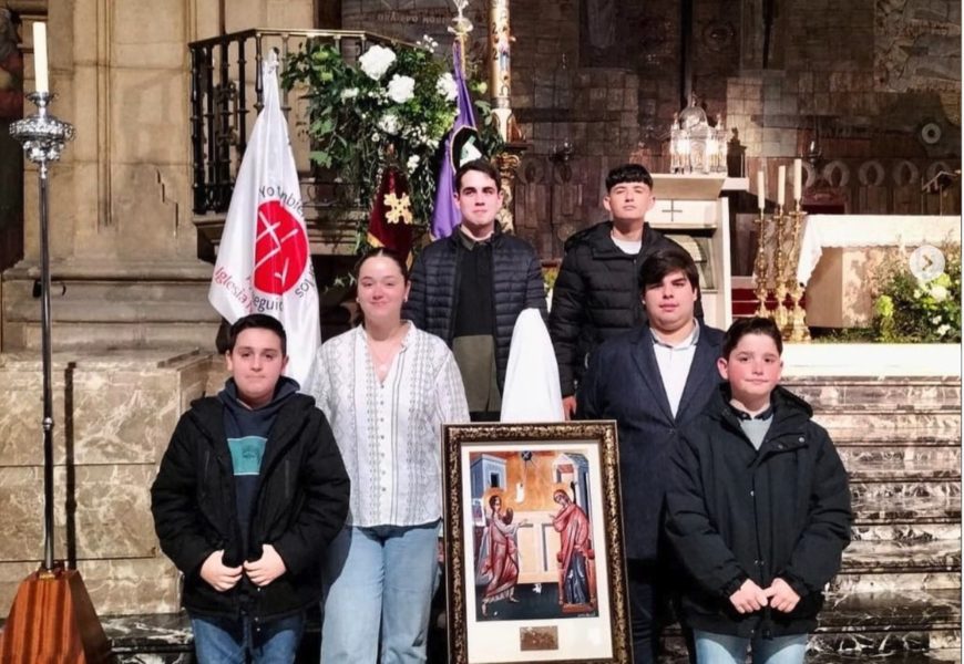 La Juventud Cofrade de Gijón pondrá una alfombra floral en San Pedro, en la procesión del Corpus