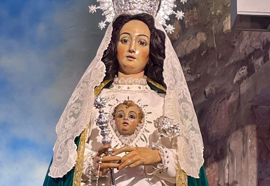 La imagen de la Virgen de la Luz estrena nuevo ajuar de orfebrería