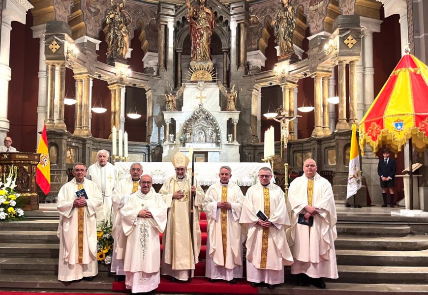 La Basílica de Gijón celebra el inicio de su Año Jubilar con motivo de su centenario