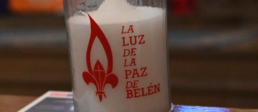 Entrega nacional Luz de la Paz de Belén
