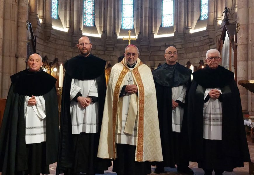 Nuevos canónigos en Covadonga