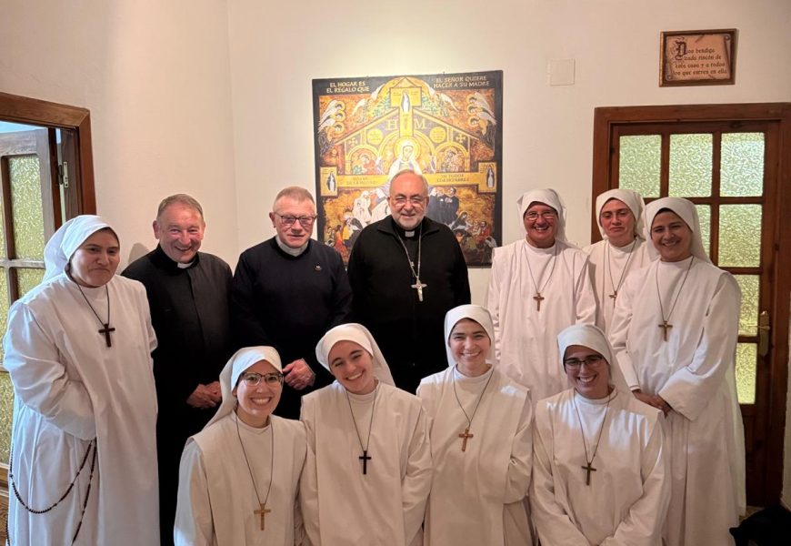 Las Siervas del Hogar de la Madre se instalan en Ceares (Gijón)