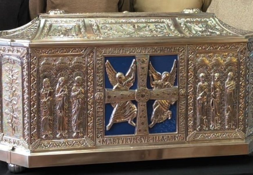 El altar mayor de la Catedral contará con una arqueta sepulcro con reliquias de mártires